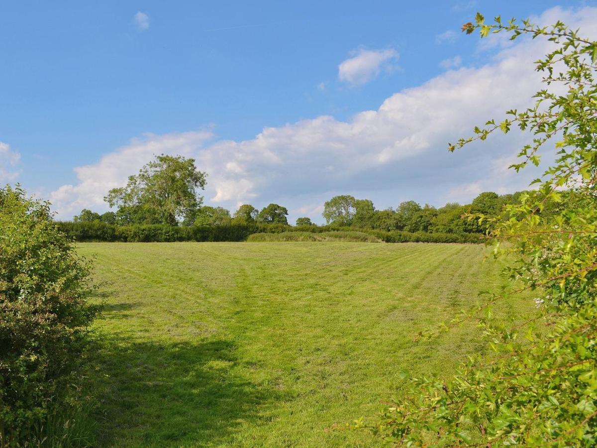 Tiger Villa Horsted Keynes Exterior photo